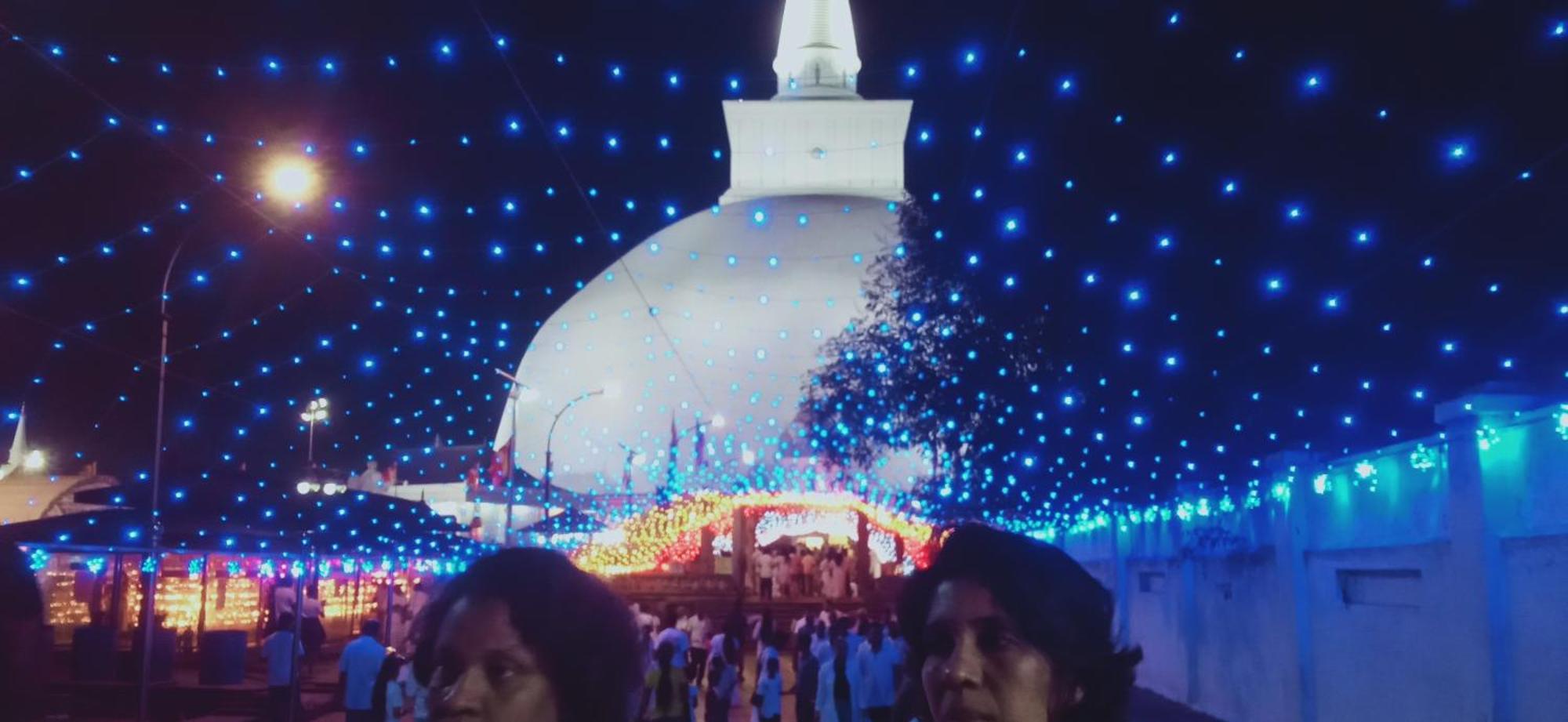 Sidhangana Home Stay Anuradhapura Bagian luar foto