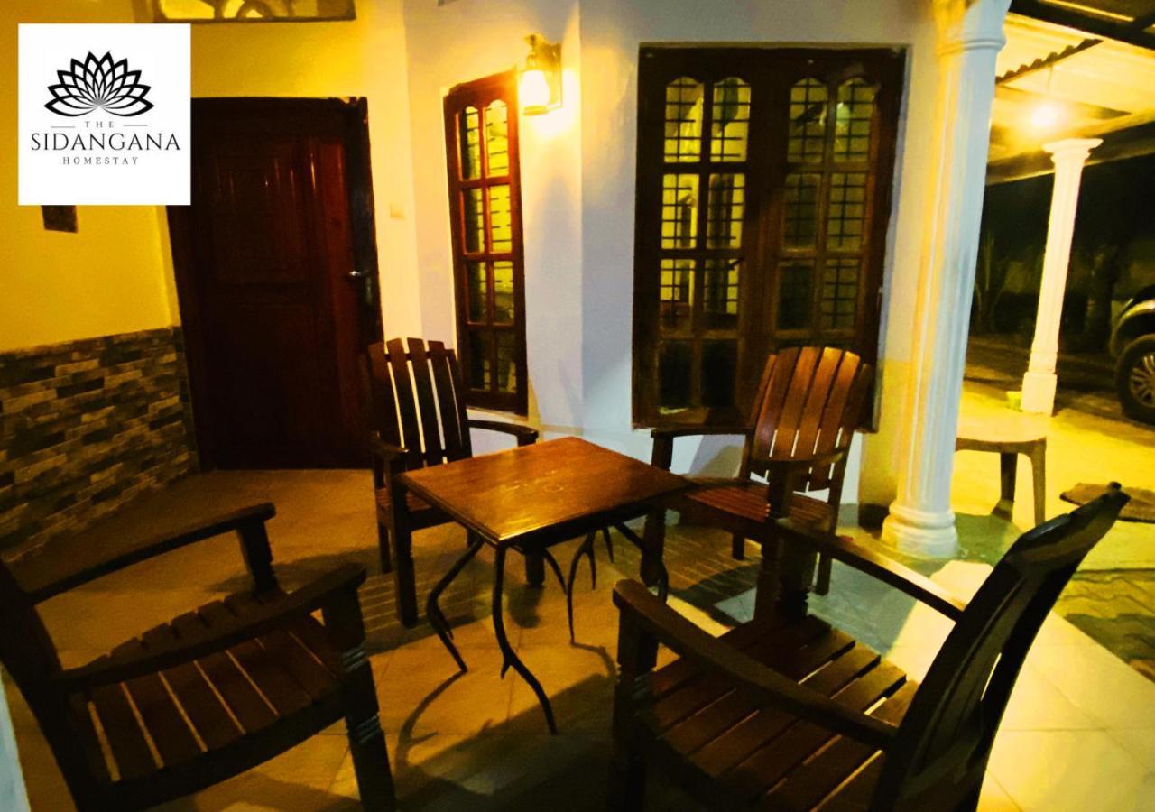 Sidhangana Home Stay Anuradhapura Bagian luar foto